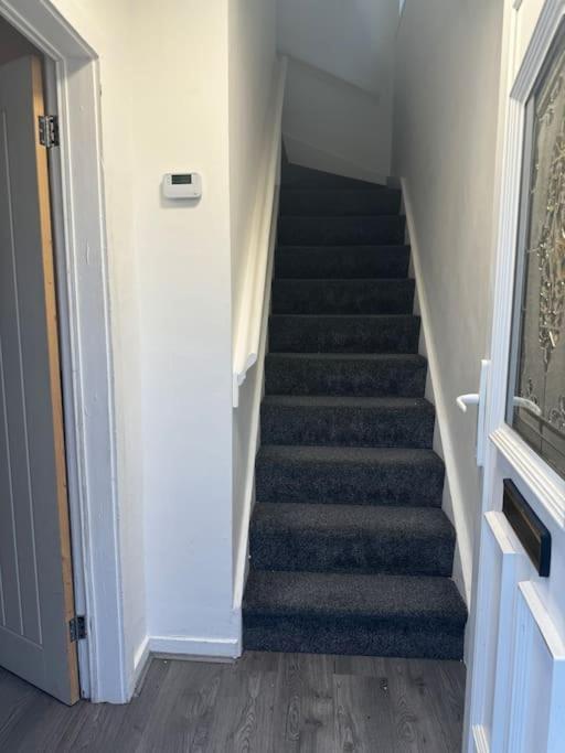 Three Bed House In Wolverhampton * Bushbury