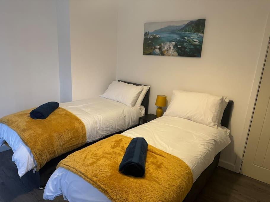 Three Bed House In Wolverhampton
